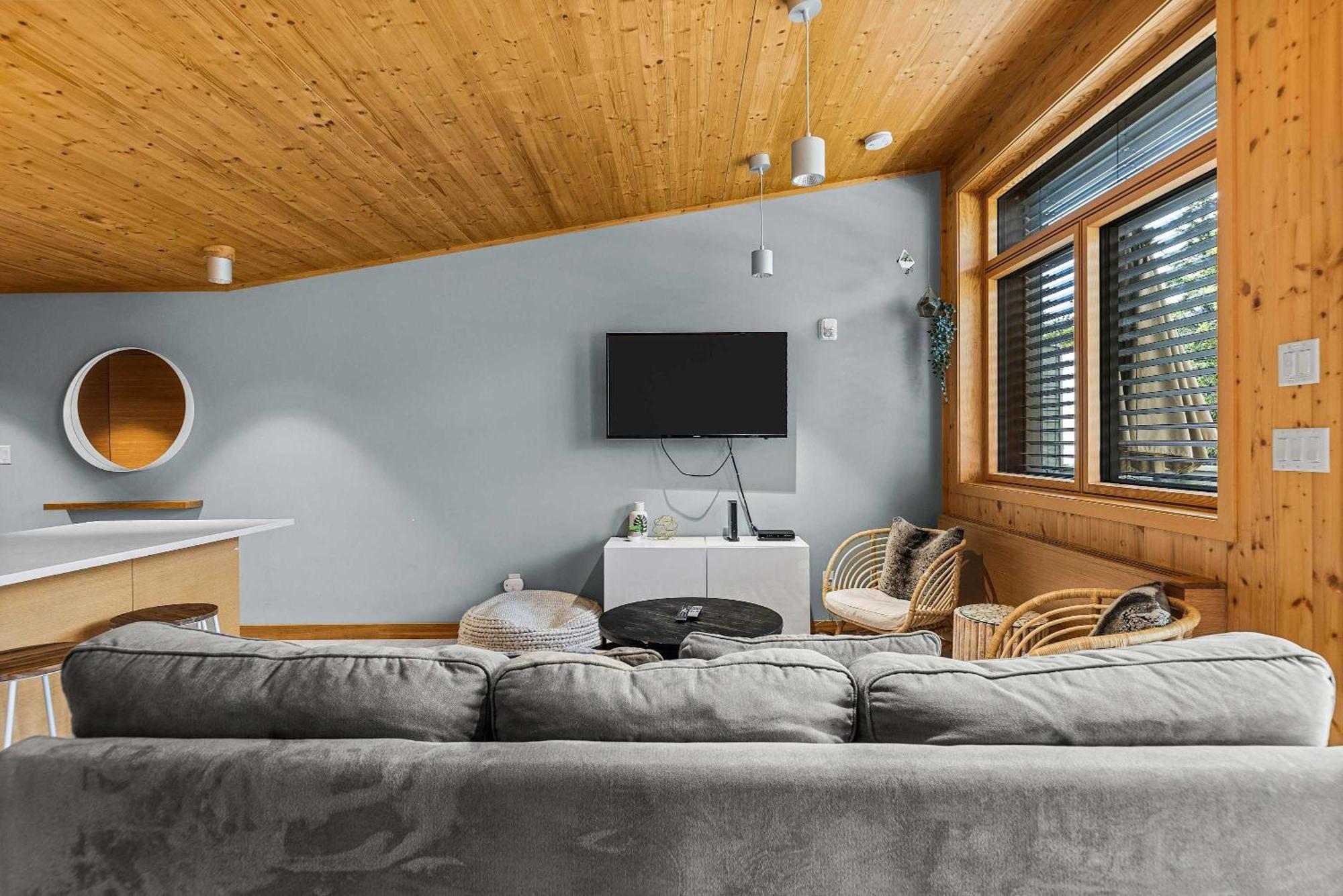 Holiday home Alps #201- Leed Gold Certified Canmore