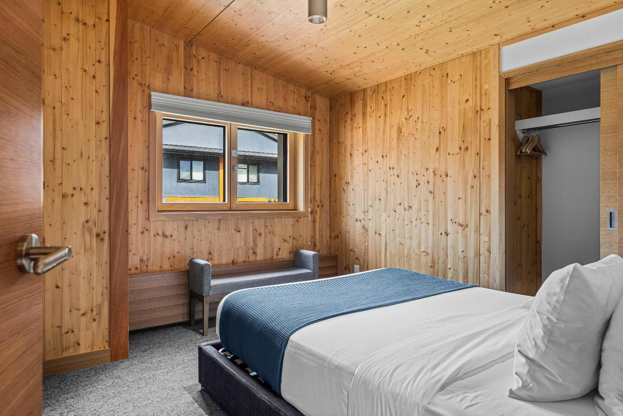 Alps #201- Leed Gold Certified Canmore